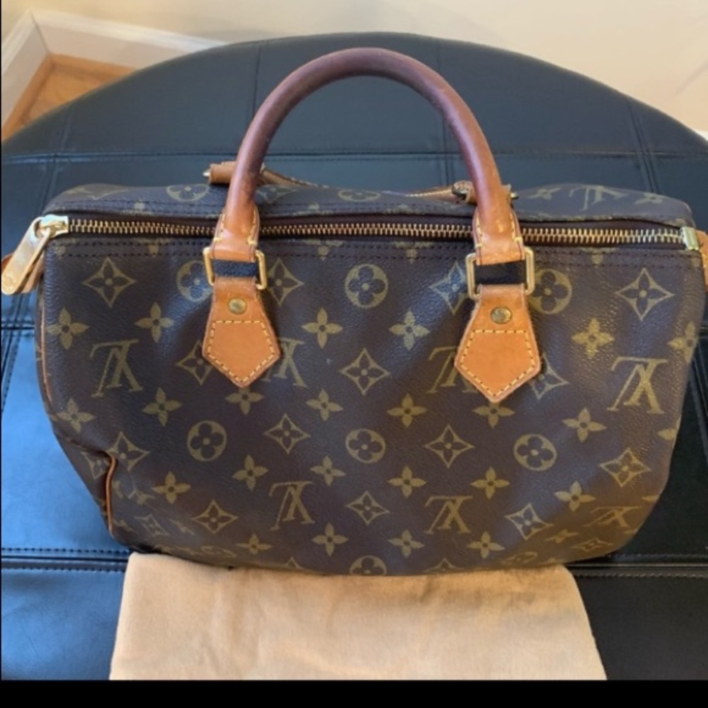 Louis Vuitton Monogram Canvas Speedy Handbag in Brown and Tan - Picture 5 of 9